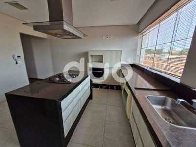 Casa, 3 quartos, 202 m² - Foto 1