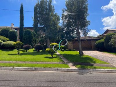 Casa, 4 quartos, 354 m² - Foto 1