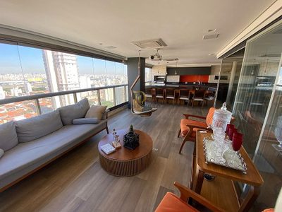 Apartamento, 3 quartos, 250 m² - Foto 1