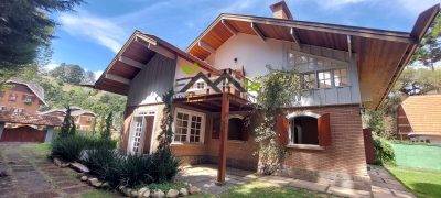Casa, 3 quartos, 258 m² - Foto 1