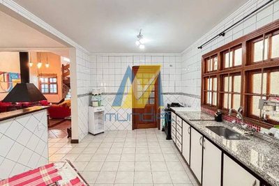 Casa, 4 quartos, 339 m² - Foto 3