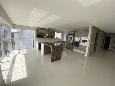 Apartamento, 4 quartos, 237 m² - Foto 2