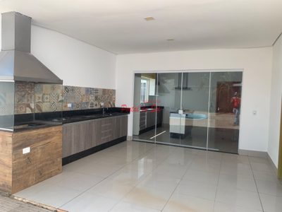 Casa, 3 quartos, 305 m² - Foto 5