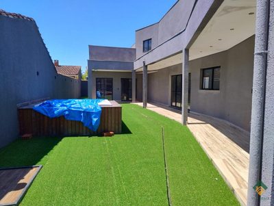 Casa, 5 quartos, 240 m² - Foto 3