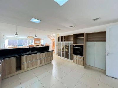 Casa, 4 quartos, 405 m² - Foto 1