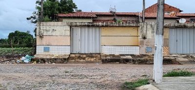 Casa, 1 quarto, 240 m² - Foto 1