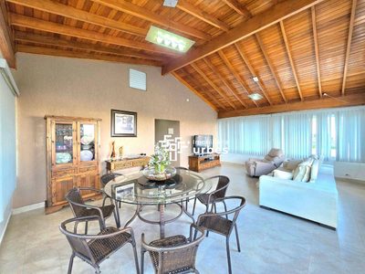Casa, 4 quartos, 344 m² - Foto 1