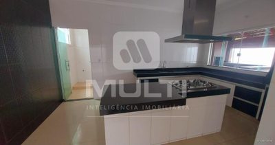 Casa, 3 quartos, 158 m² - Foto 2