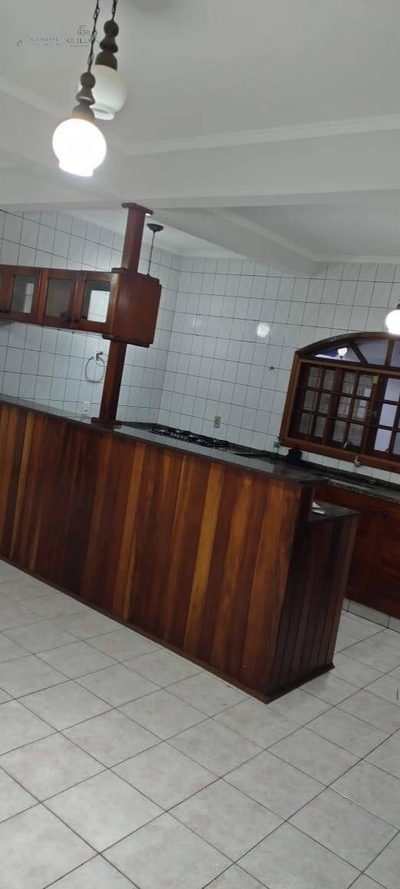 Sobrado, 3 quartos, 301 m² - Foto 2