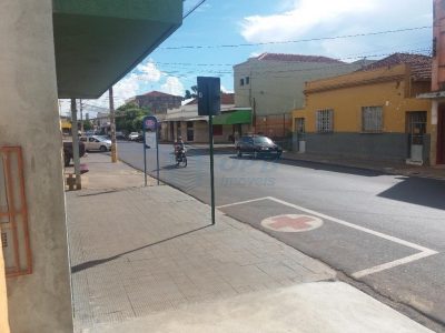 Prédio Inteiro - Foto 1