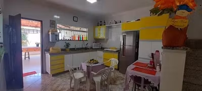 Casa, 3 quartos, 180 m² - Foto 1