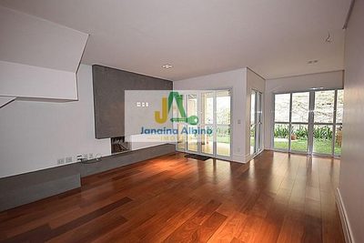 Casa, 4 quartos, 182 m² - Foto 1