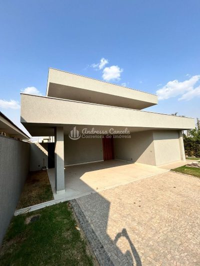 Sobrado, 3 quartos, 240 m² - Foto 1