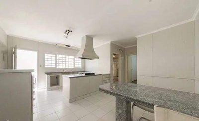 Casa, 3 quartos, 195 m² - Foto 3