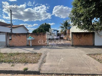 Casa, 3 quartos, 72 m² - Foto 1