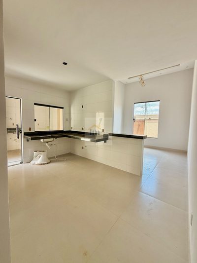 Casa, 3 quartos, 99 m² - Foto 1