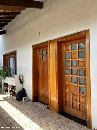 Casa, 3 quartos, 260 m² - Foto 1