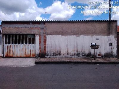 Casa, 2 quartos, 200 m² - Foto 1