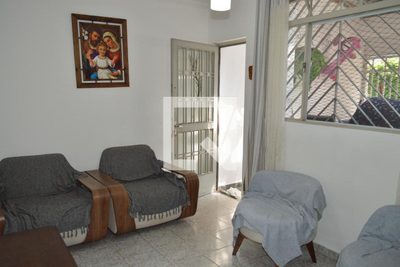 Casa, 3 quartos, 200 m² - Foto 2