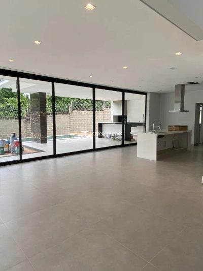 Casa, 3 quartos, 200 m² - Foto 1