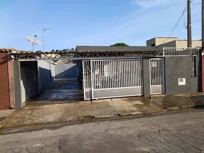 Casa, 2 quartos, 250 m² - Foto 1