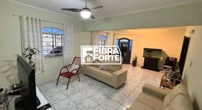 Casa, 3 quartos, 282 m² - Foto 3