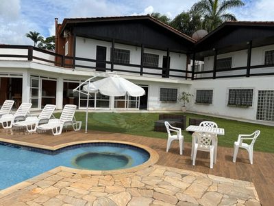 Chácara, 6 quartos, 1640 m² - Foto 1