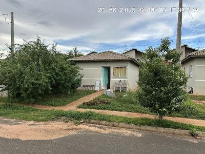 Casa, 2 quartos, 200 m² - Foto 1