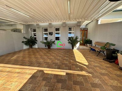 Casa, 4 quartos, 173 m² - Foto 2