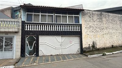 Casa, 2 quartos, 155 m² - Foto 1