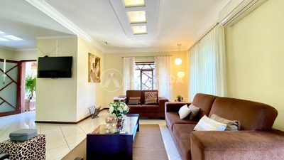 Casa, 5 quartos, 290 m² - Foto 3