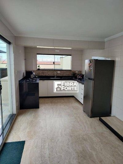 Casa, 3 quartos, 220 m² - Foto 4
