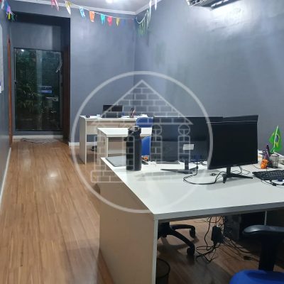 Prédio Inteiro, 160 m² - Foto 1