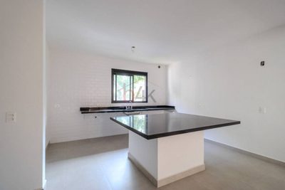 Casa, 3 quartos, 230 m² - Foto 4