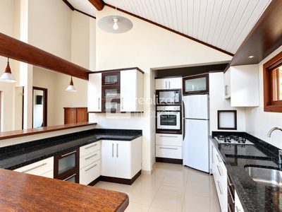 Casa, 3 quartos, 224 m² - Foto 5