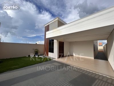 Casa, 3 quartos, 122 m² - Foto 1