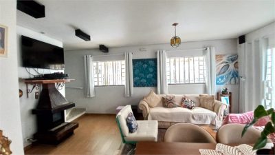 Sobrado, 3 quartos, 171 m² - Foto 1