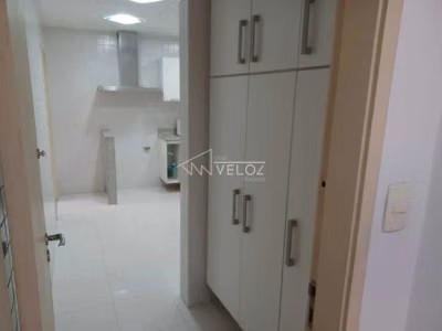 Apartamento, 3 quartos, 130 m² - Foto 1