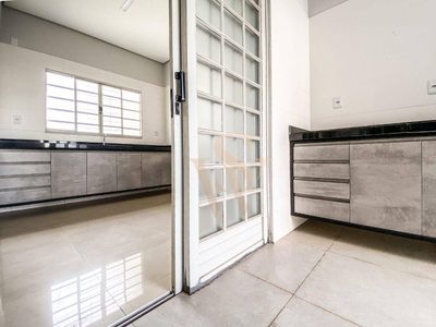 Casa, 3 quartos, 104 m² - Foto 4