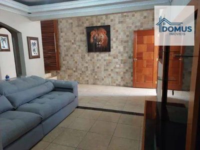 Casa, 3 quartos, 240 m² - Foto 1