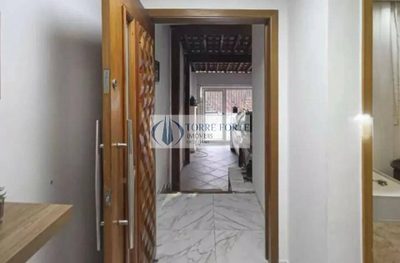Sobrado, 3 quartos, 210 m² - Foto 2