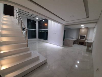 Sobrado, 3 quartos, 227 m² - Foto 1