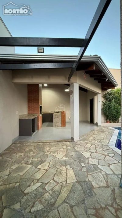 Casa, 3 quartos, 154 m² - Foto 2