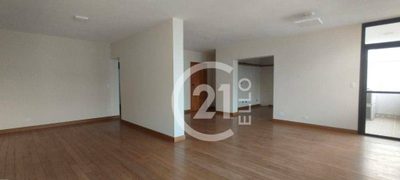 Apartamento, 3 quartos, 210 m² - Foto 1