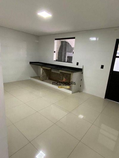 Sobrado, 3 quartos, 214 m² - Foto 2