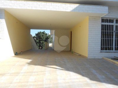Casa, 3 quartos, 400 m² - Foto 1