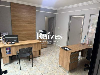 Casa, 3 quartos, 266 m² - Foto 1