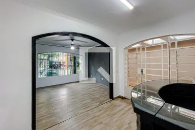 Casa, 3 quartos, 238 m² - Foto 3