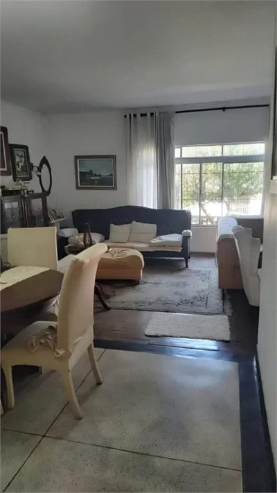 Casa, 2 quartos, 240 m² - Foto 2