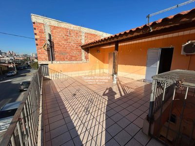 Casa, 3 quartos, 223 m² - Foto 2